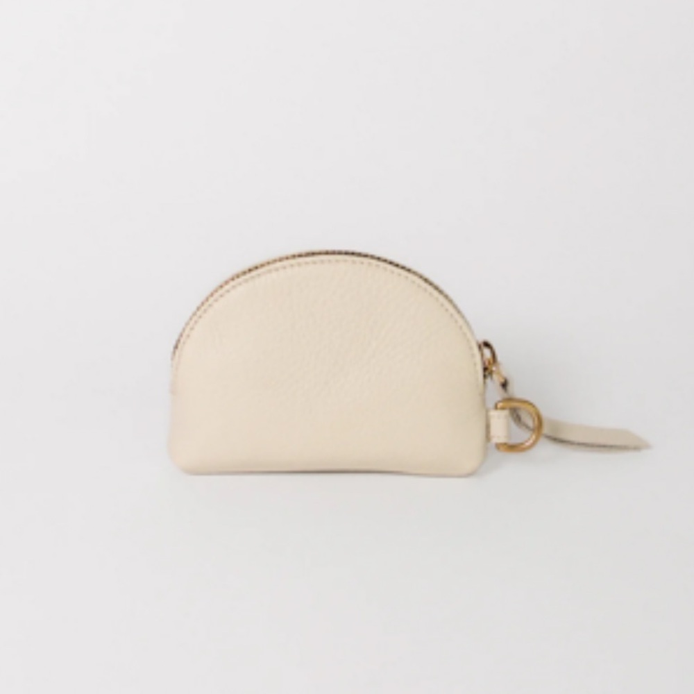 Tah half moon Cream Leather Pouch